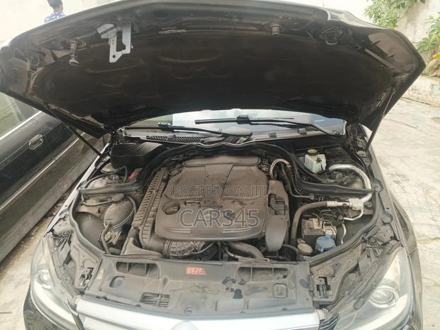 Mercedes-Benz C350 2013 Black