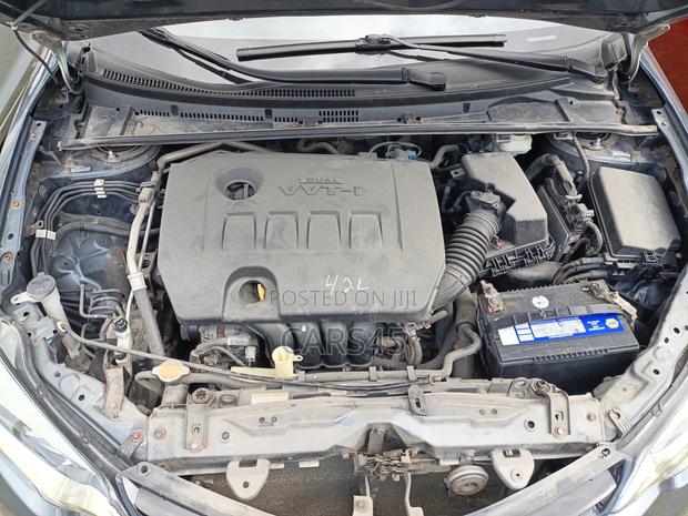 Toyota Corolla 2015 Gray