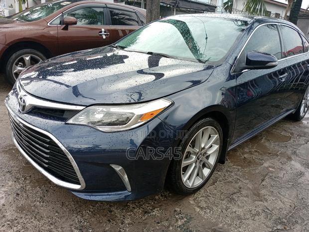 Toyota Avalon XLE 4dr Sedan (3.5L 6cyl 6A) 2014 Blue