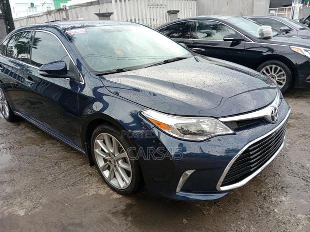 Toyota Avalon XLE 4dr Sedan (3.5L 6cyl 6A) 2014 Blue