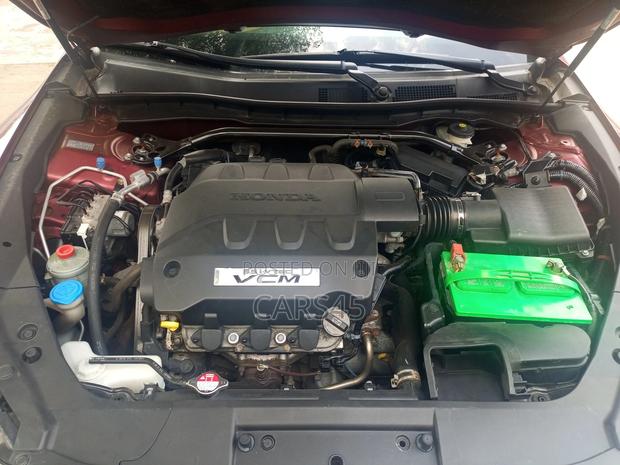 Honda Crosstour 2010 Burgandy