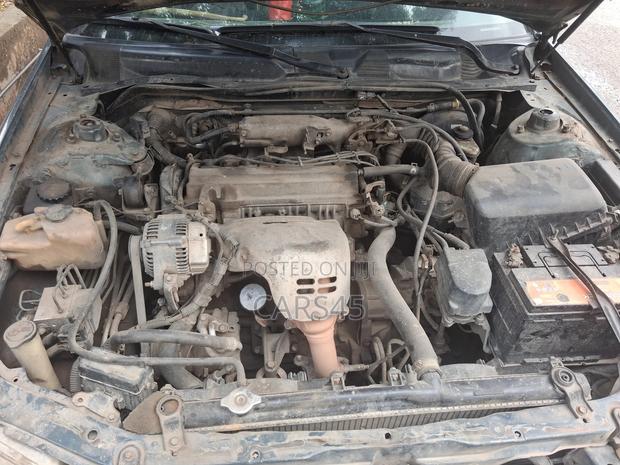 Toyota Camry 1999 Blue