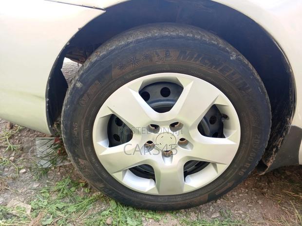 Toyota Corolla 2006 Silver