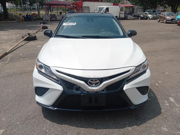 Toyota Camry 2022 White