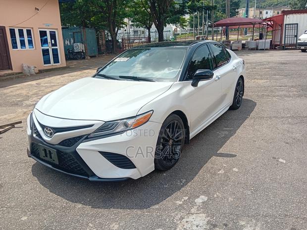 Toyota Camry 2022 White