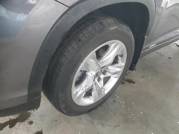 Toyota Highlander Limited Platinum 4x2 V6 (3.5L 6cyl 8A) 2018 Gray