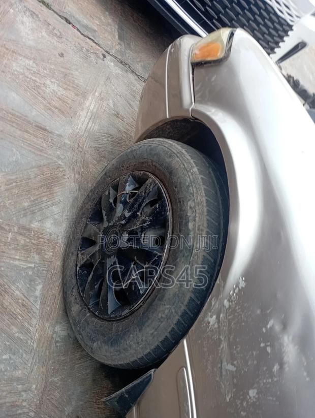 Toyota Camry 1997 Gold