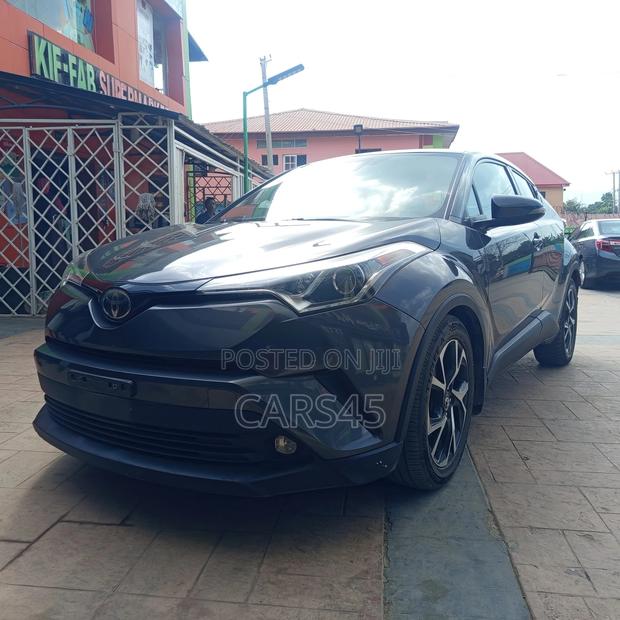 Toyota C-HR 2018 Gray