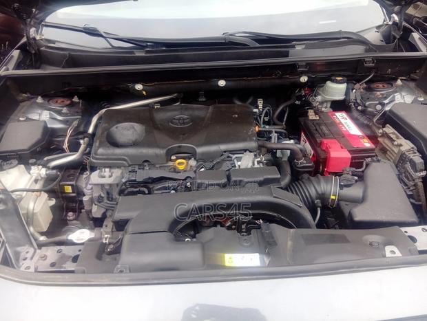Toyota RAV4 2019 Gray