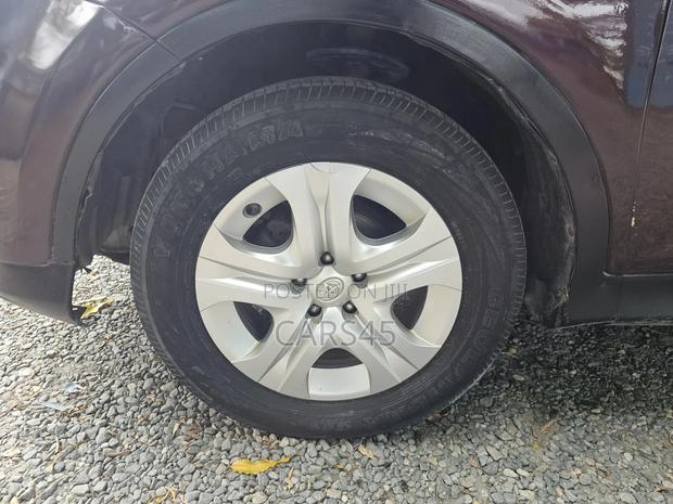 Toyota RAV4 LE FWD (2.5L 4cyl 6A) 2013 Burgandy