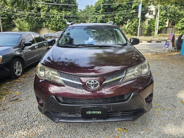 Toyota RAV4 LE FWD (2.5L 4cyl 6A) 2013 Burgandy