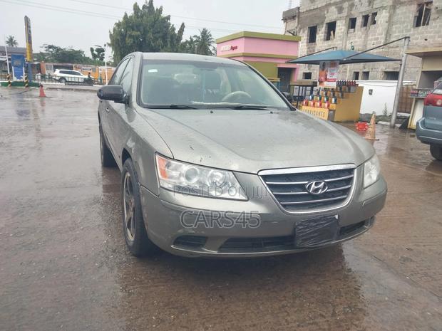 Hyundai Sonata 2009 Green