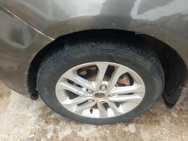 Kia Cerato 2011 Gray