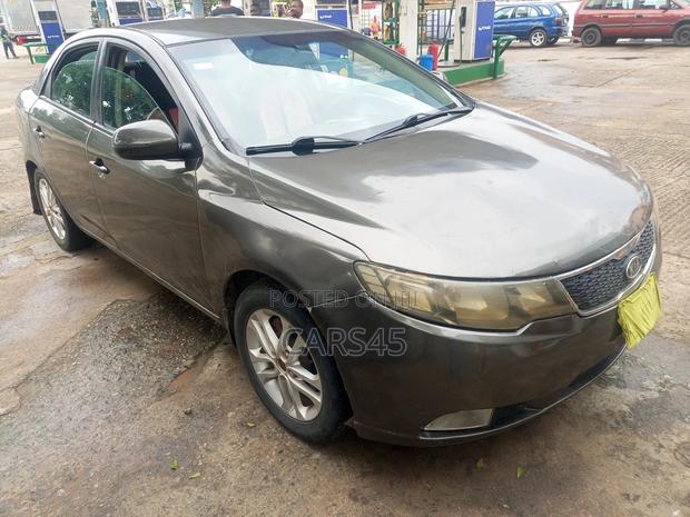 Kia Cerato 2011 Gray