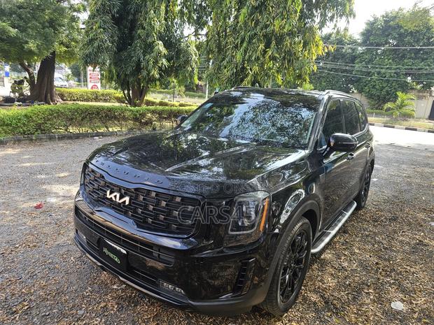Kia Telluride 3.8 AWD 2022 Black