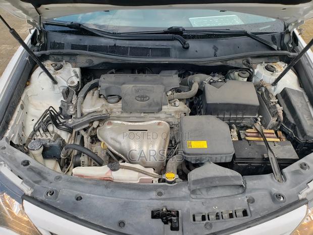 Toyota Camry 2014 White