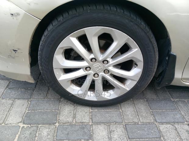 Honda Accord 2013 Gold