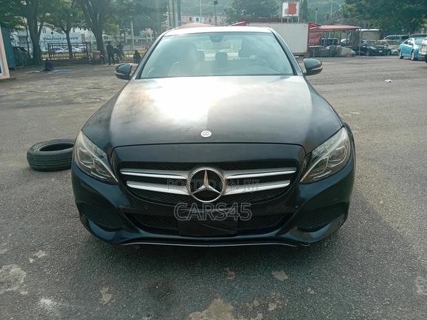Mercedes-Benz C300 2015 Black