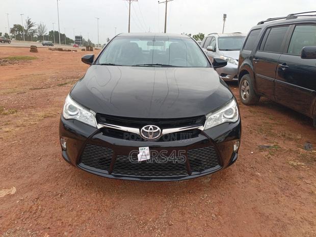 Toyota Camry 2016 Black