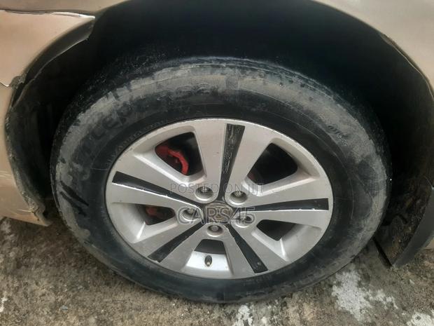 Toyota Camry 2008 Gold