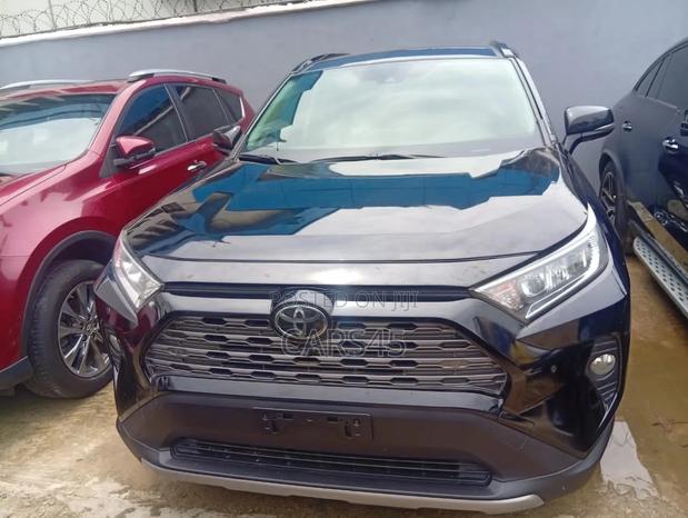 Toyota RAV4 2019 Black