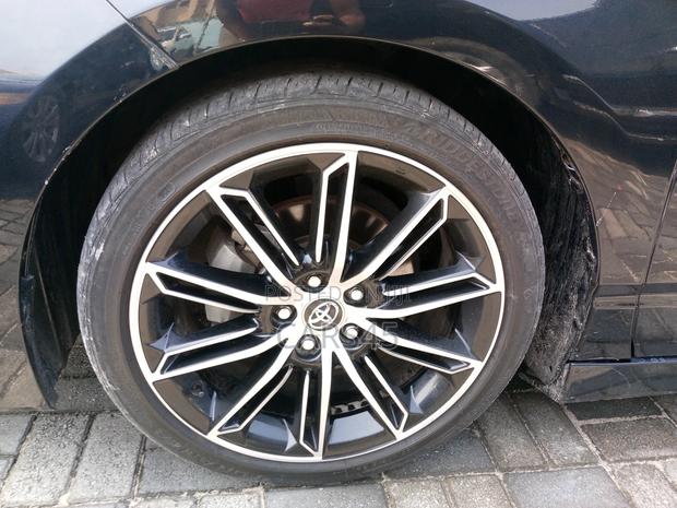 Toyota Avalon XSE 2020 Black