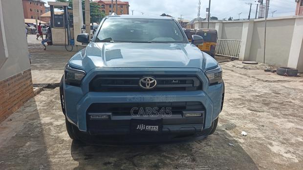 Toyota 4-Runner 2026 Blue