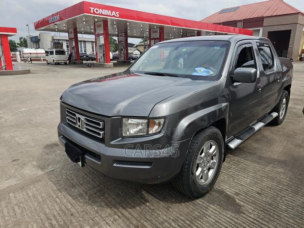 Honda Ridgeline 2008 Gray
