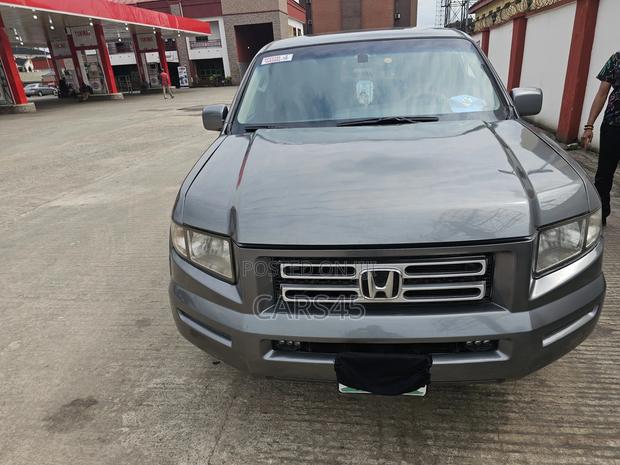 Honda Ridgeline 2008 Gray