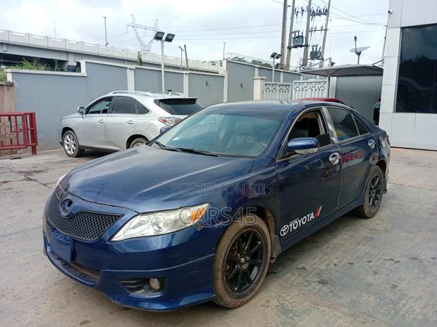 Toyota Camry 2008 Blue