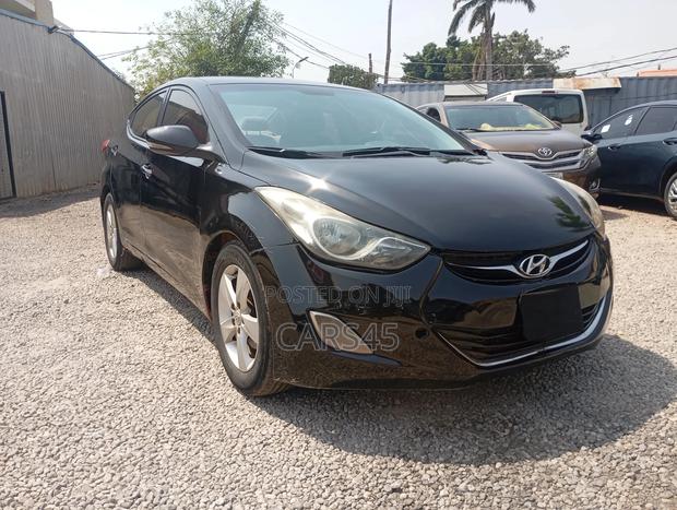 Hyundai Elantra 2012 Black