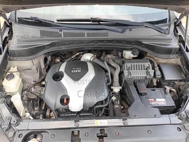 Hyundai Santa Fe 2015 Gray