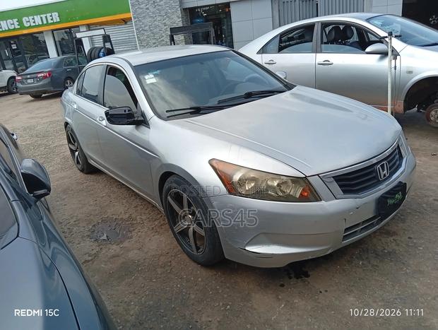 Honda Accord 2008 Silver