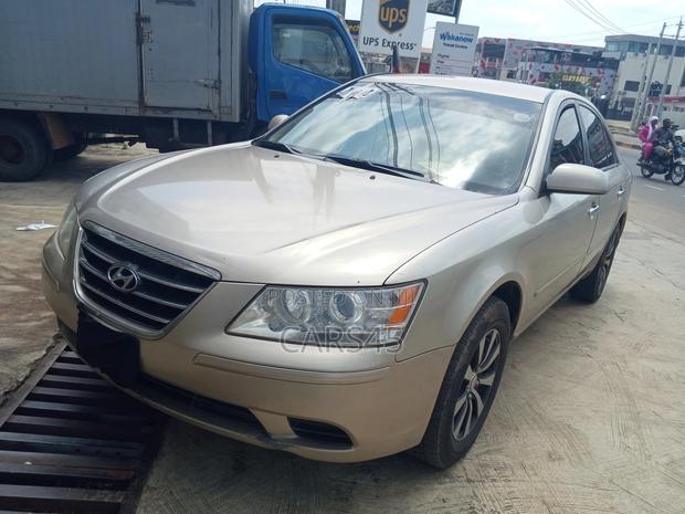 Hyundai Sonata 2009 Silver