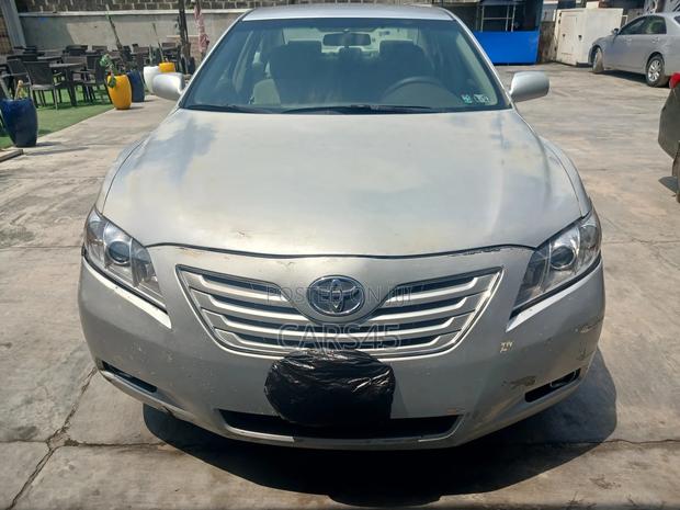 Toyota Camry 2.4 LE 2008 Silver