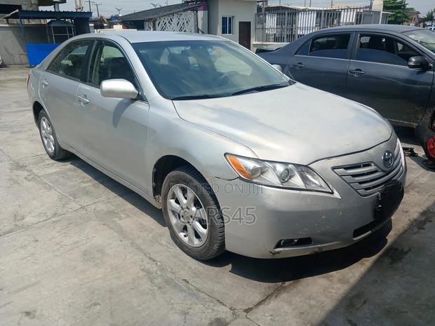 Toyota Camry 2.4 LE 2008 Silver