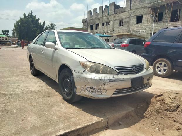 Toyota Camry 2006 Silver