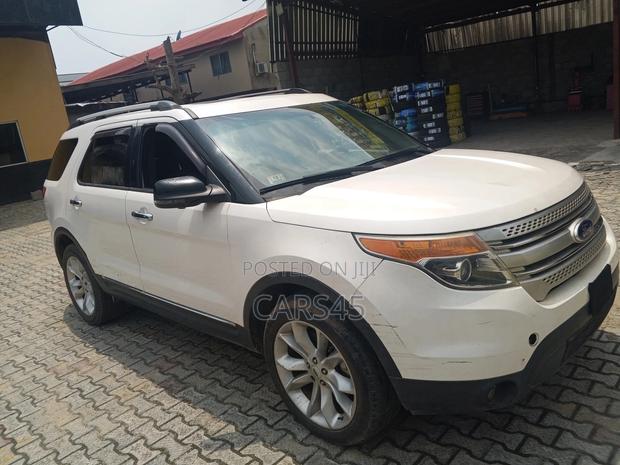Ford Explorer 2013 White