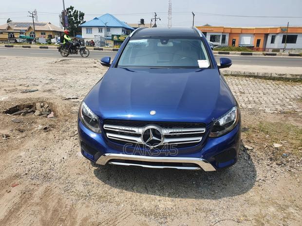 Mercedes-Benz GLC-Class 2016 Blue