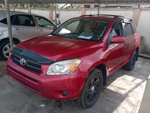 Toyota RAV4 2008 Red