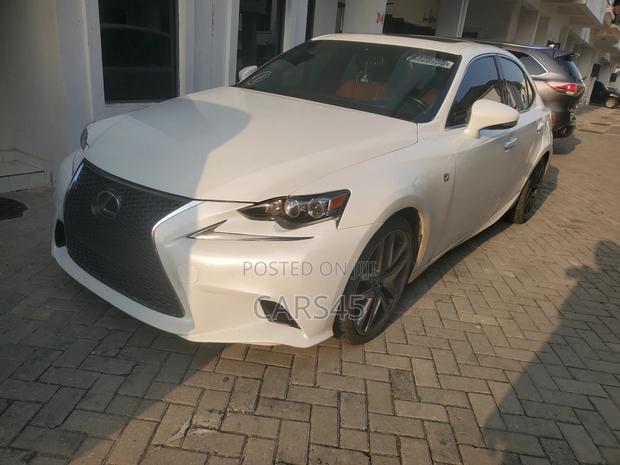 Lexus IS 350 AWD 2015 White