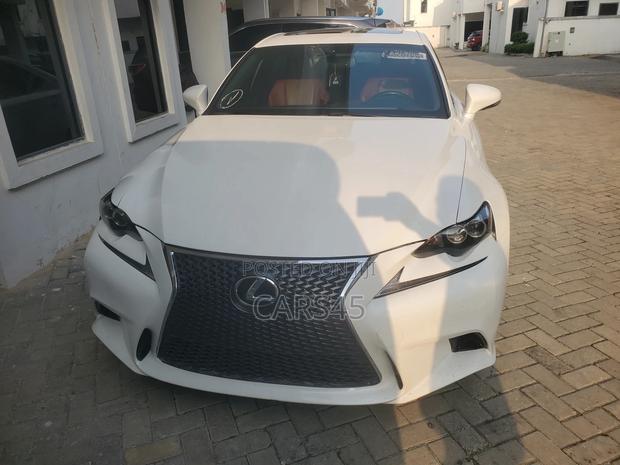 Lexus IS 350 AWD 2015 White