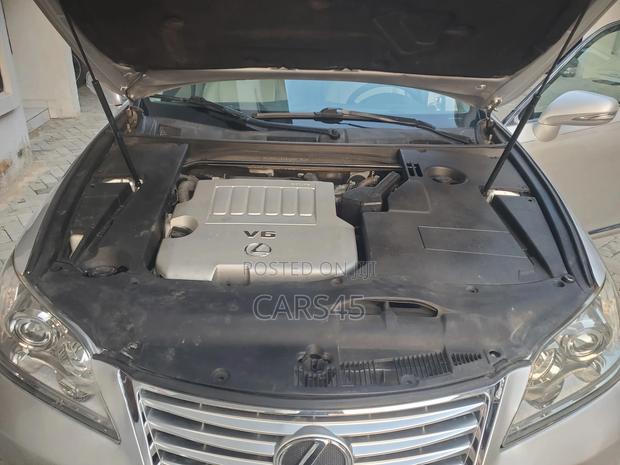Lexus ES 350 2010 Silver