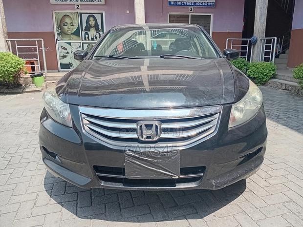 Honda Accord 2010 Black