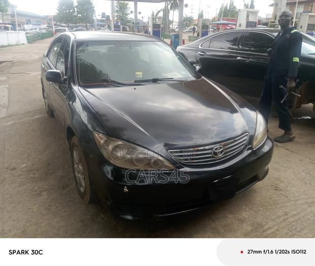 Toyota Camry 2005 Black