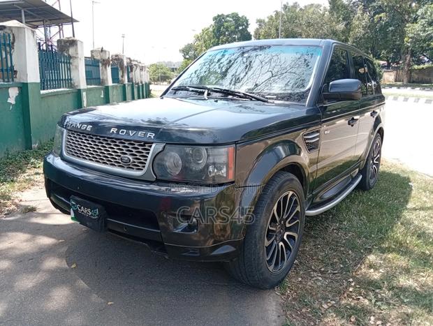 Land Rover Range Rover HSE 4x4 (5.0L 8cyl 6A) 2012 Gray