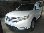 Toyota Highlander SE 2011 White for sale
