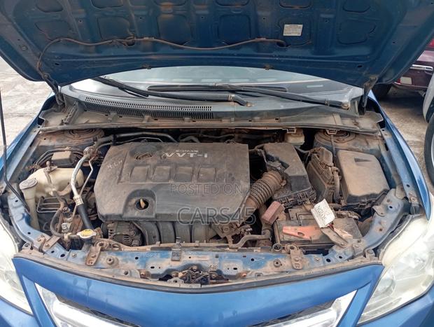 Toyota Corolla 2010 Blue
