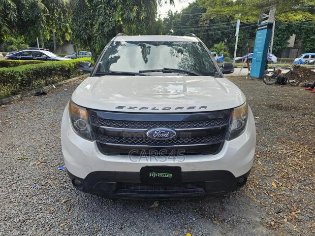 Ford Explorer 2015 White