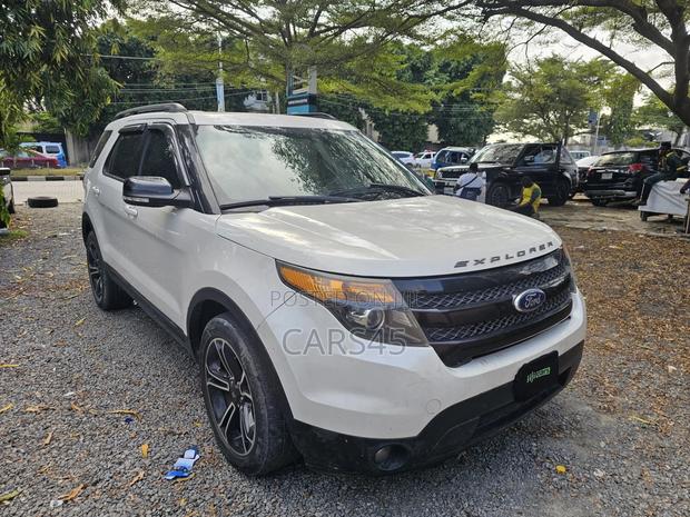 Ford Explorer 2015 White